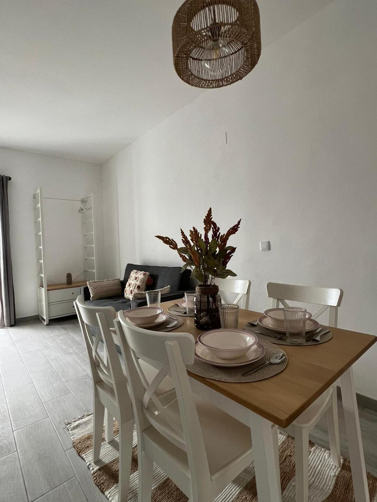 Apartamentos Turisticos A.Parra Jerez de la Frontera Exterior photo